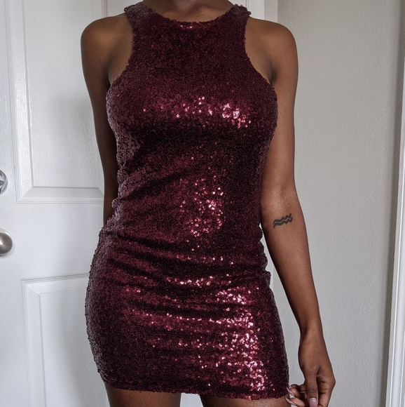 ❗SOLD❗Sequin Mini Dress - Picture 2 of 6